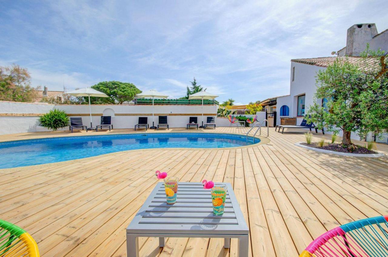 Hotel La Palunette Сен Мари де ла Мер Екстериор снимка